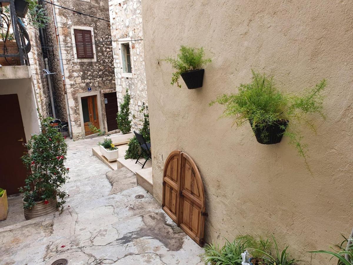 Room With Shared Bathroom House Gorica Šibenik Exterior foto