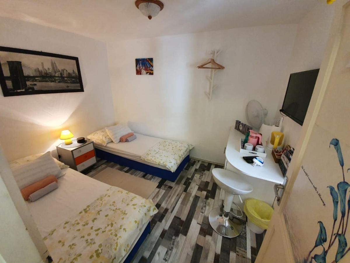 Room With Shared Bathroom House Gorica Šibenik Exterior foto